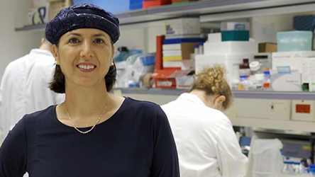 Shulamit Levenberg in her lab