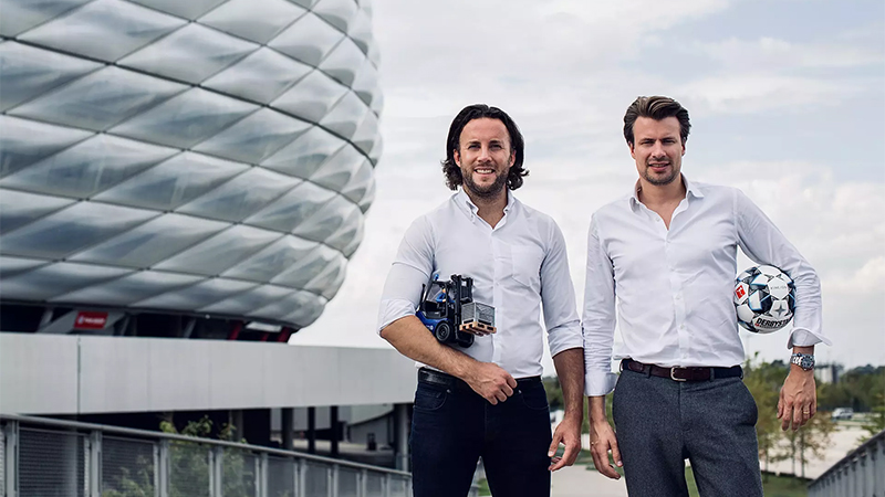 Kinexon founders Dr. Oliver Trinchera (left) and Dr. Alexander Hüttenbrink